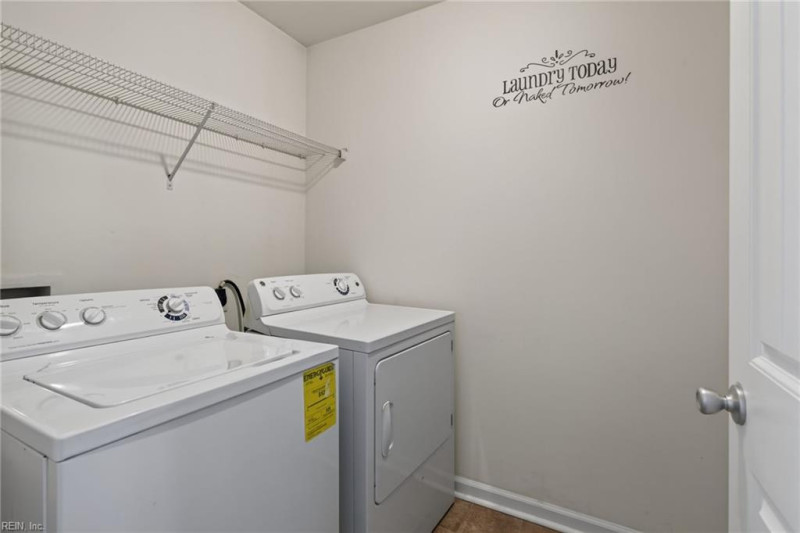 Photo 12 of 21 residential for sale in Chesapeake virginia