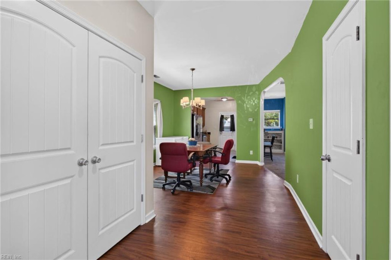 Photo 2 of 21 residential for sale in Chesapeake virginia