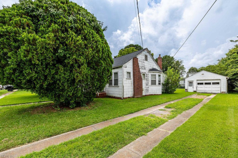 Photo 1 of 41 residential for sale in Portsmouth virginia Photo 1 of 41 residential for sale in Portsmouth virginia