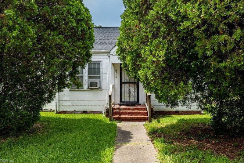 Photo 3 of 41 residential for sale in Portsmouth virginia Photo 3 of 41 residential for sale in Portsmouth virginia