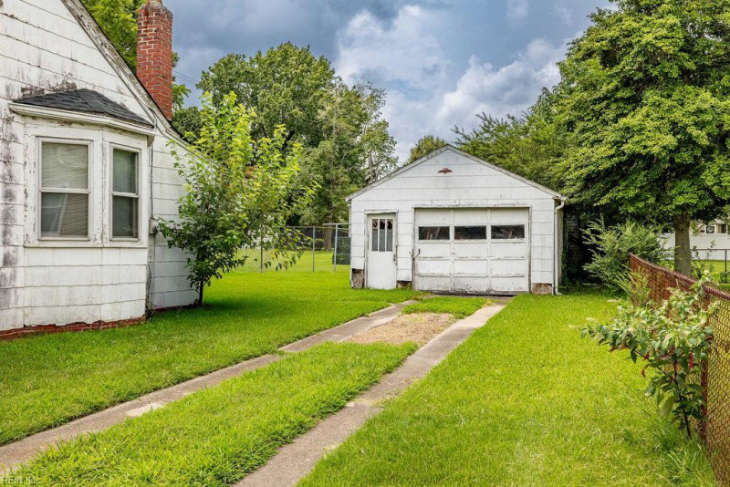 Photo 4 of 41 residential for sale in Portsmouth virginia Photo 4 of 41 residential for sale in Portsmouth virginia