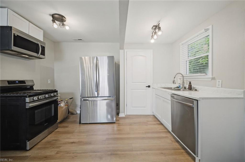 Photo 15 of 46 residential for sale in Norfolk virginia Photo 15 of 46 residential for sale in Norfolk virginia