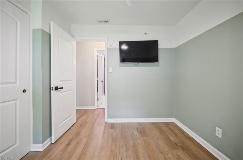 Photo 22 of 46 residential for sale in Norfolk virginia Photo 22 of 46 residential for sale in Norfolk virginia