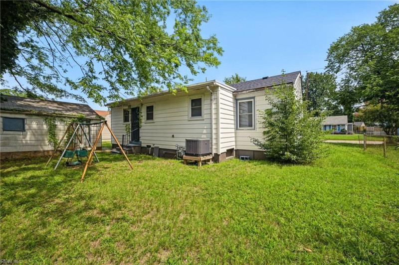 Photo 32 of 46 residential for sale in Norfolk virginia Photo 32 of 46 residential for sale in Norfolk virginia