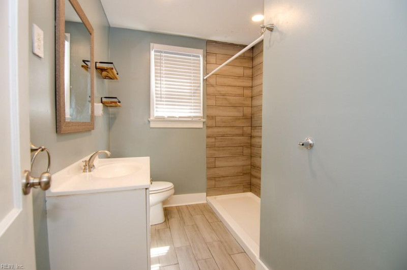 Photo 19 of 42 residential for sale in Norfolk virginia Photo 19 of 42 residential for sale in Norfolk virginia