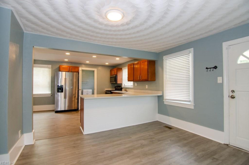 Photo 7 of 42 residential for sale in Norfolk virginia Photo 7 of 42 residential for sale in Norfolk virginia