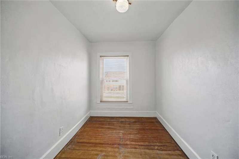 Photo 18 of 29 residential for sale in Norfolk virginia Photo 18 of 29 residential for sale in Norfolk virginia