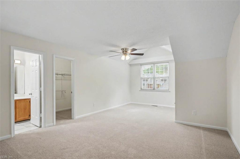 Photo 25 of 34 residential for sale in Hampton virginia