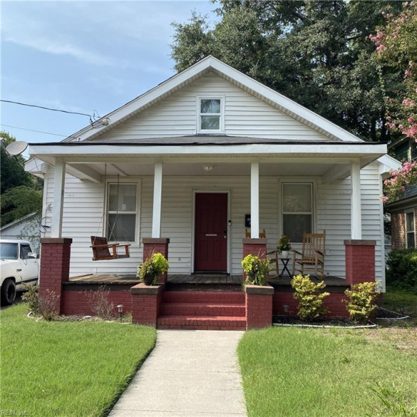 Photo 1 of 27 residential for sale in Suffolk virginia