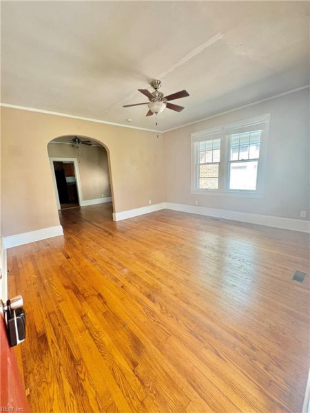 Photo 4 of 27 residential for sale in Suffolk virginia