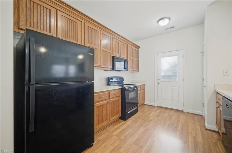 Photo 14 of 41 residential for sale in Chesapeake virginia Photo 14 of 41 residential for sale in Chesapeake virginia