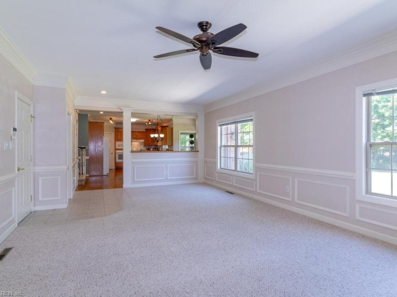 Photo 11 of 49 residential for sale in Chesapeake virginia