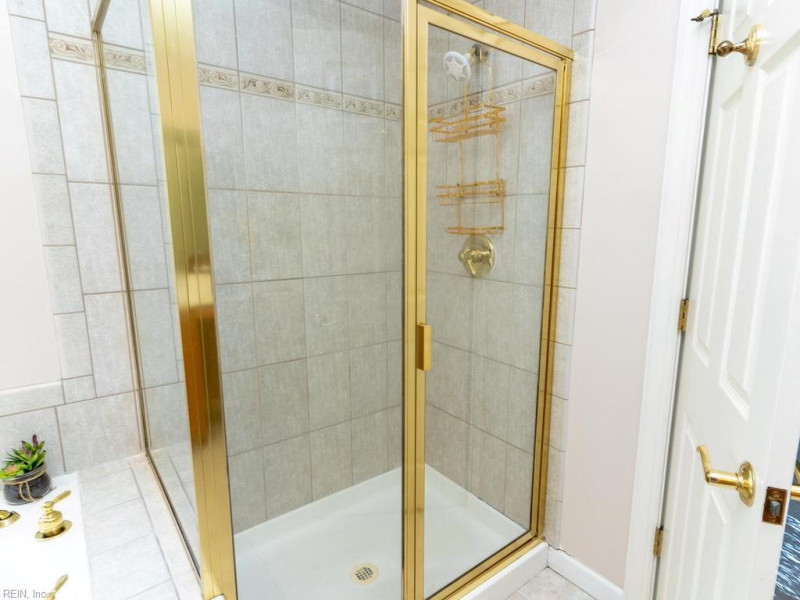 Photo 27 of 49 residential for sale in Chesapeake virginia
