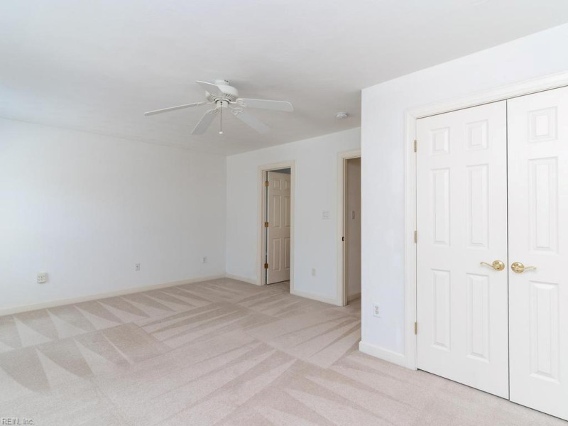 Photo 32 of 49 residential for sale in Chesapeake virginia