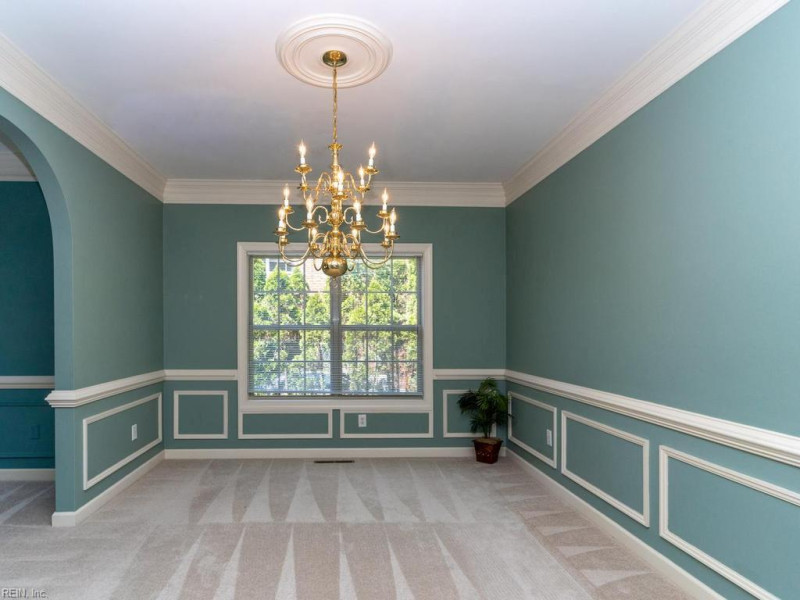 Photo 6 of 49 residential for sale in Chesapeake virginia