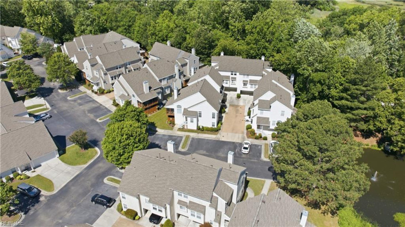 Photo 25 of 26 residential for sale in Suffolk virginia