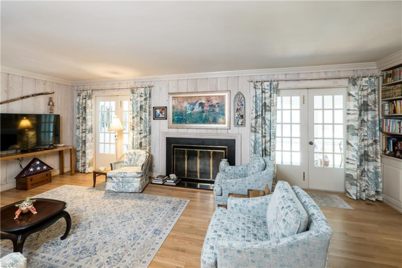 Photo 29 of 47 residential for sale in Virginia Beach virginia
