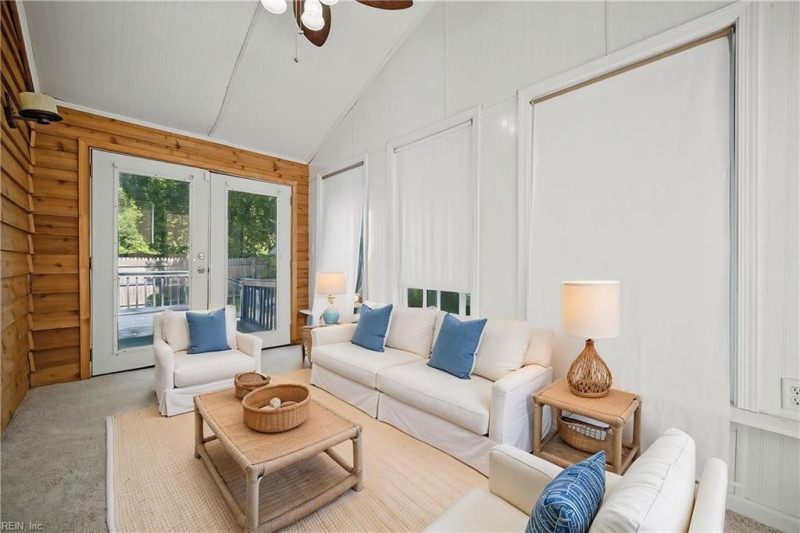 Photo 12 of 26 residential for sale in Norfolk virginia