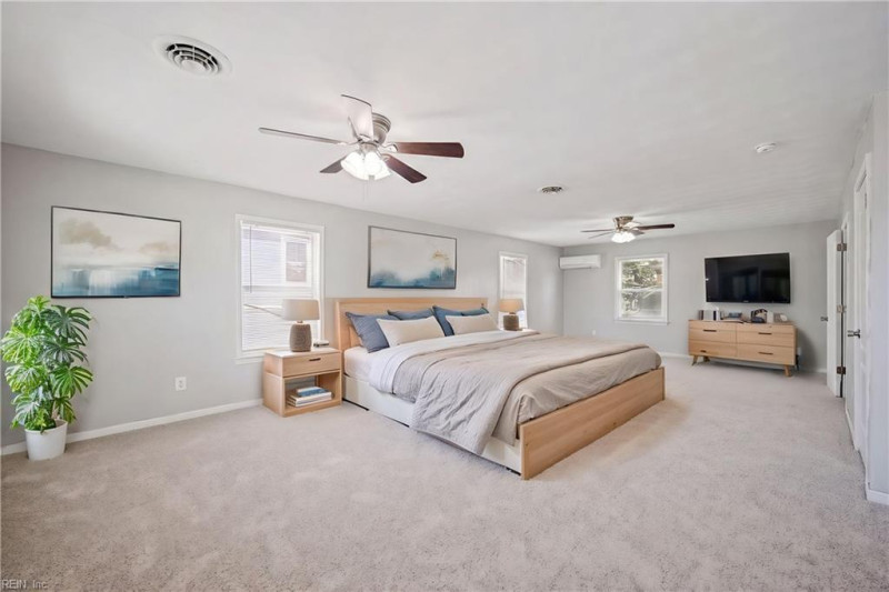 Photo 16 of 26 residential for sale in Norfolk virginia