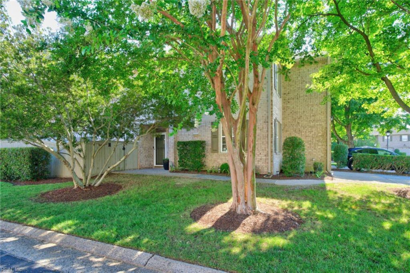 Photo 3 of 37 residential for sale in Virginia Beach virginia Photo 3 of 37 residential for sale in Virginia Beach virginia
