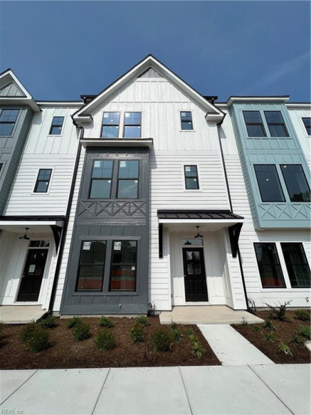 Photo 1 of 24 residential for sale in Chesapeake virginia