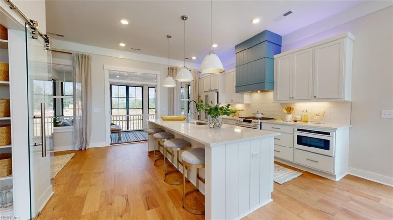 Photo 4 of 24 residential for sale in Chesapeake virginia