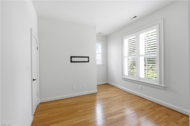 Photo 35 of 48 residential for sale in Norfolk virginia Photo 35 of 48 residential for sale in Norfolk virginia