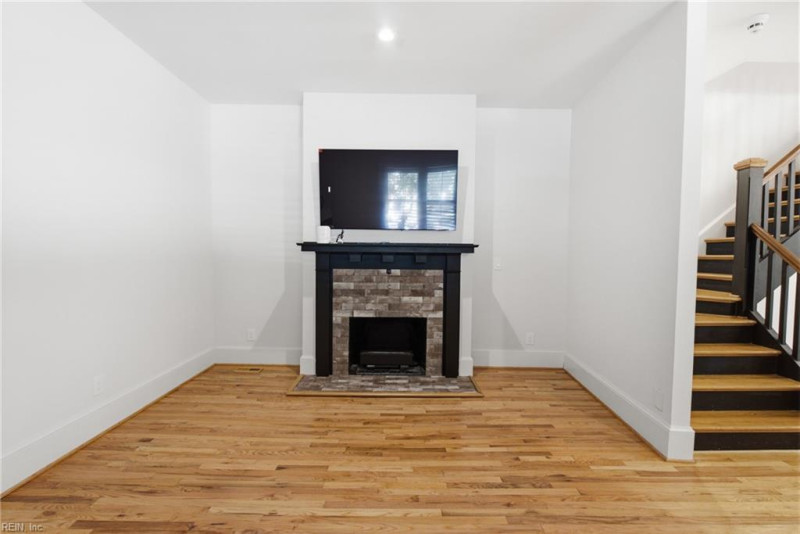 Photo 9 of 48 residential for sale in Norfolk virginia Photo 9 of 48 residential for sale in Norfolk virginia