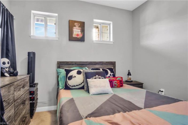 Photo 14 of 30 residential for sale in Newport News virginia