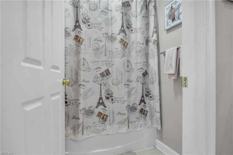 Photo 17 of 30 residential for sale in Newport News virginia