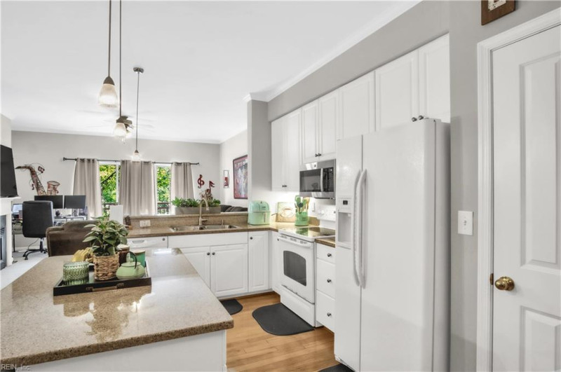 Photo 3 of 30 residential for sale in Newport News virginia
