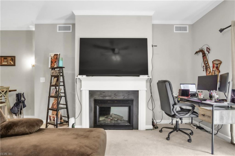 Photo 7 of 30 residential for sale in Newport News virginia