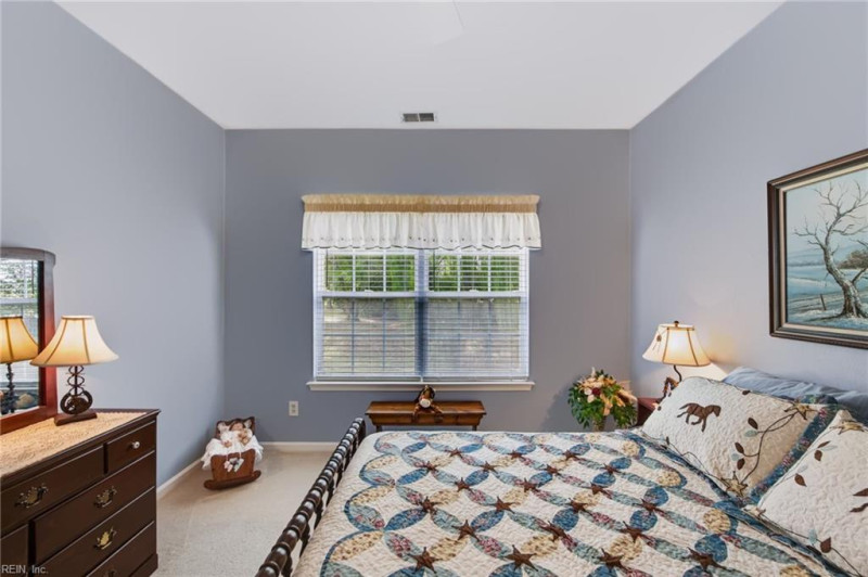 Photo 21 of 39 residential for sale in Portsmouth virginia