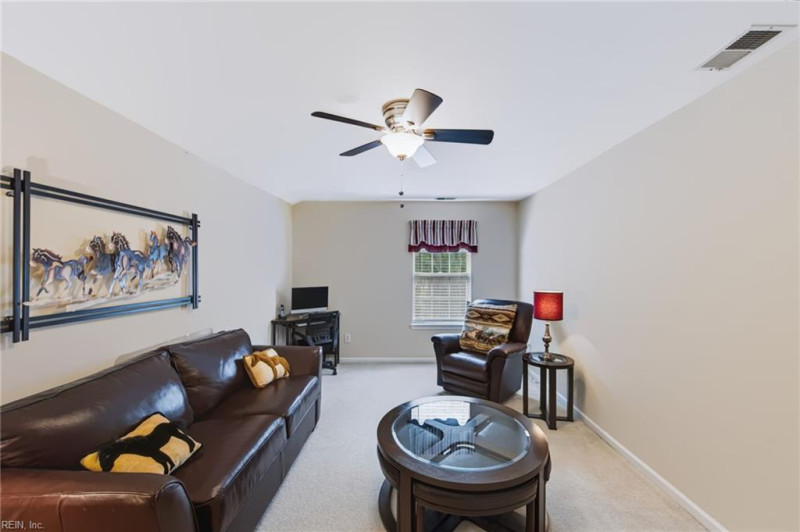 Photo 25 of 39 residential for sale in Portsmouth virginia