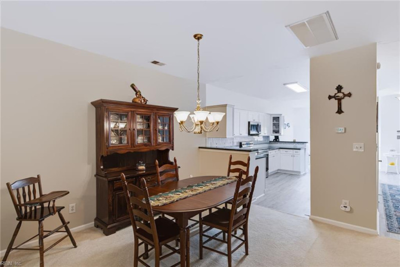 Photo 29 of 39 residential for sale in Portsmouth virginia