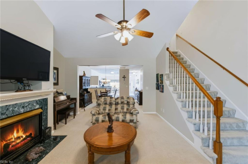 Photo 34 of 39 residential for sale in Portsmouth virginia