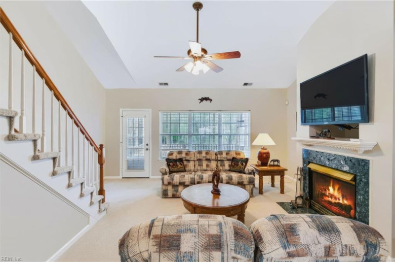 Photo 35 of 39 residential for sale in Portsmouth virginia