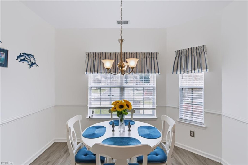 Photo 8 of 39 residential for sale in Portsmouth virginia