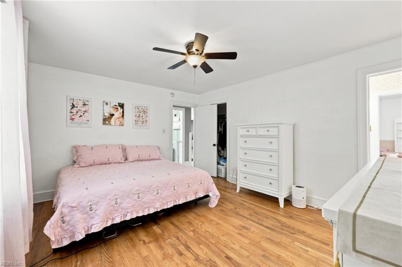 Photo 14 of 36 residential for sale in Chesapeake virginia Photo 14 of 36 residential for sale in Chesapeake virginia