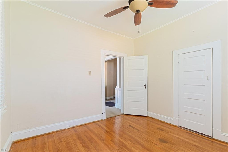 Photo 17 of 32 residential for sale in Norfolk virginia Photo 17 of 32 residential for sale in Norfolk virginia