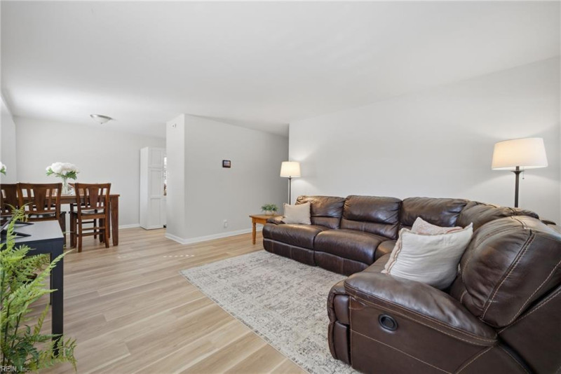 Photo 3 of 19 residential for sale in Portsmouth virginia Photo 3 of 19 residential for sale in Portsmouth virginia