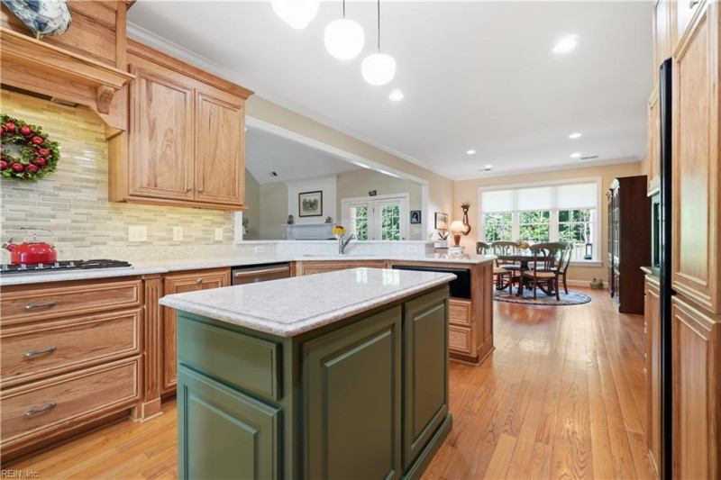 Photo 14 of 50 residential for sale in Isle of Wight County virginia