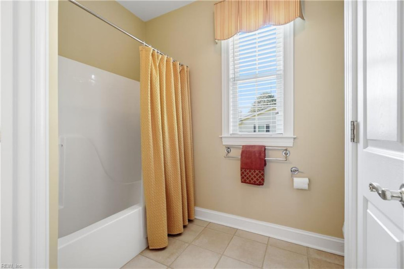 Photo 33 of 50 residential for sale in Isle of Wight County virginia