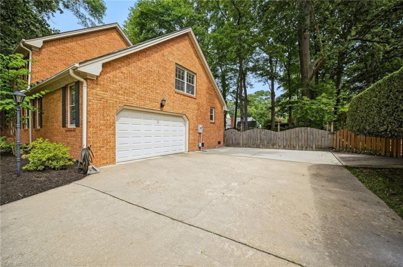 Photo 3 of 25 residential for sale in Chesapeake virginia Photo 3 of 25 residential for sale in Chesapeake virginia