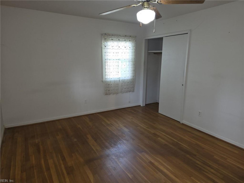 Photo 10 of 14 residential for sale in Hampton virginia