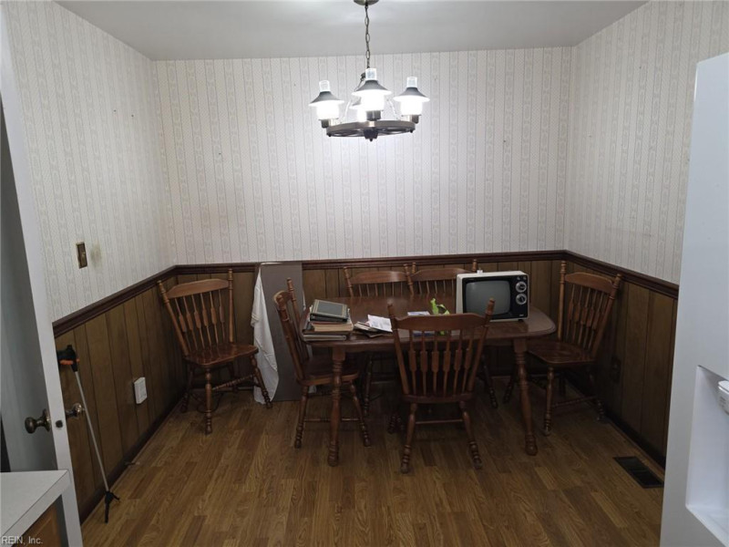 Photo 2 of 14 residential for sale in Hampton virginia