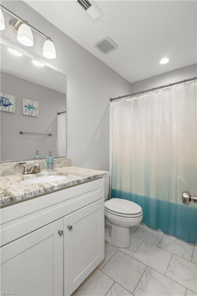 Photo 13 of 25 residential for sale in Suffolk virginia