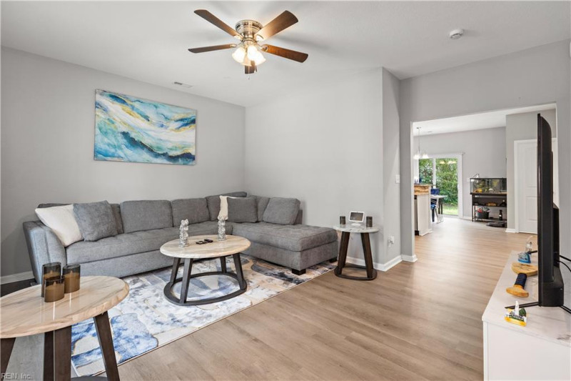 Photo 5 of 25 residential for sale in Suffolk virginia