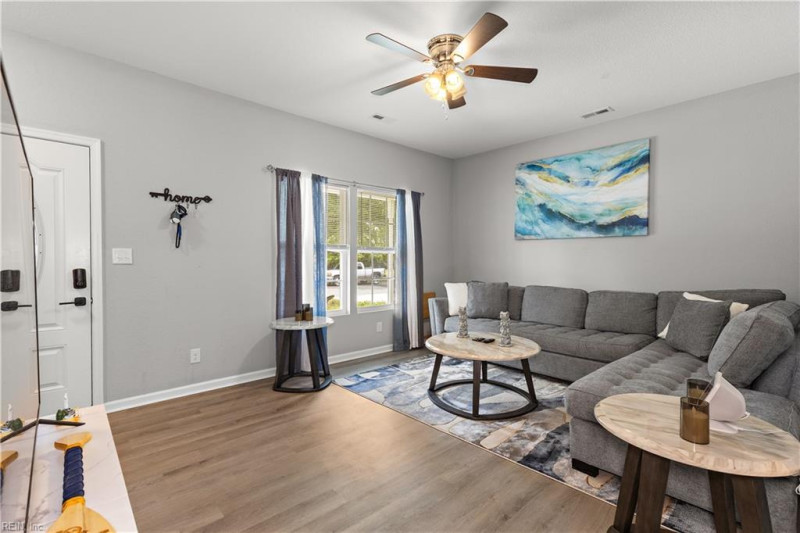 Photo 6 of 25 residential for sale in Suffolk virginia