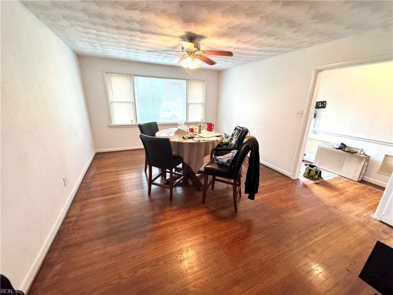 Photo 8 of 9 residential for sale in Portsmouth virginia